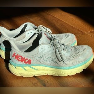 Hoka Clifton 7